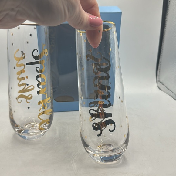 Draper James wine Glasses set of 2 - Picture 3 of 3